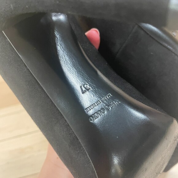 Michaela V Pointed Toe Suede Winking Pumps Black 37 EU - Picture 8 of 10